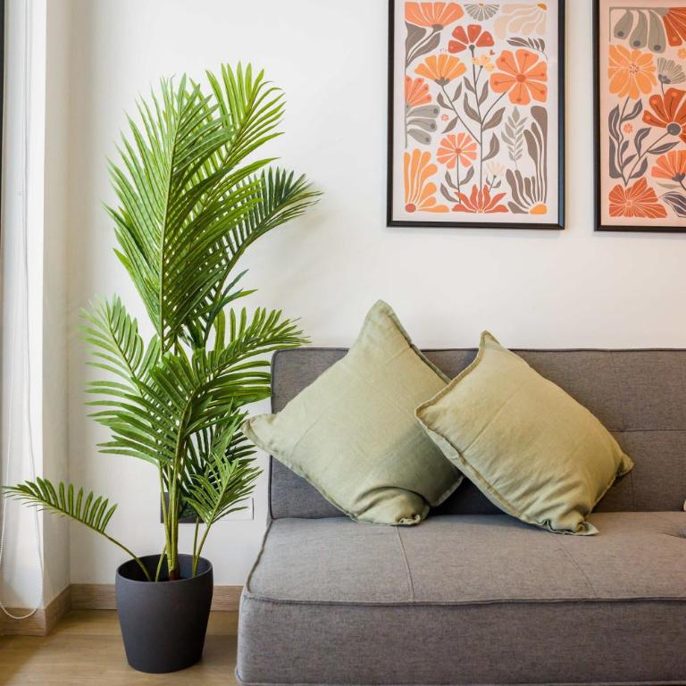 Chic 1BR Oasis for 3 in Lively Las Condes - Apartment - 16