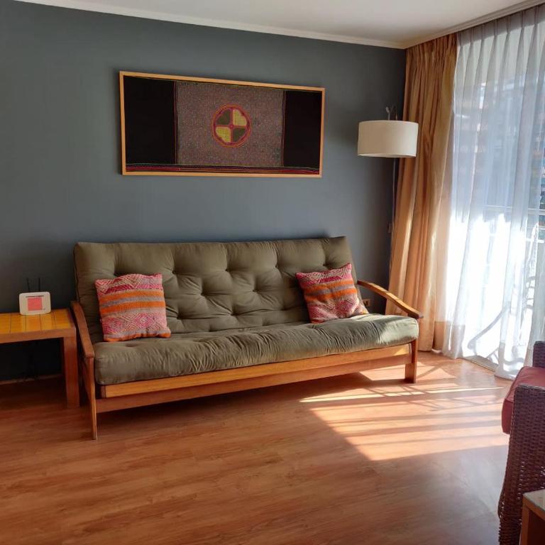 Your Stylish Urban Escape by Costanera Center - Apartment - 8