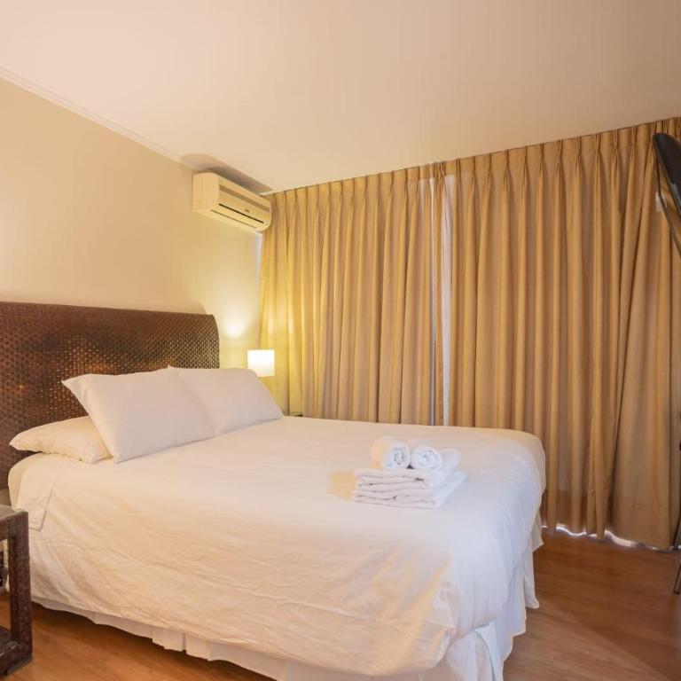 Your Stylish Urban Escape by Costanera Center - Apartment - 20