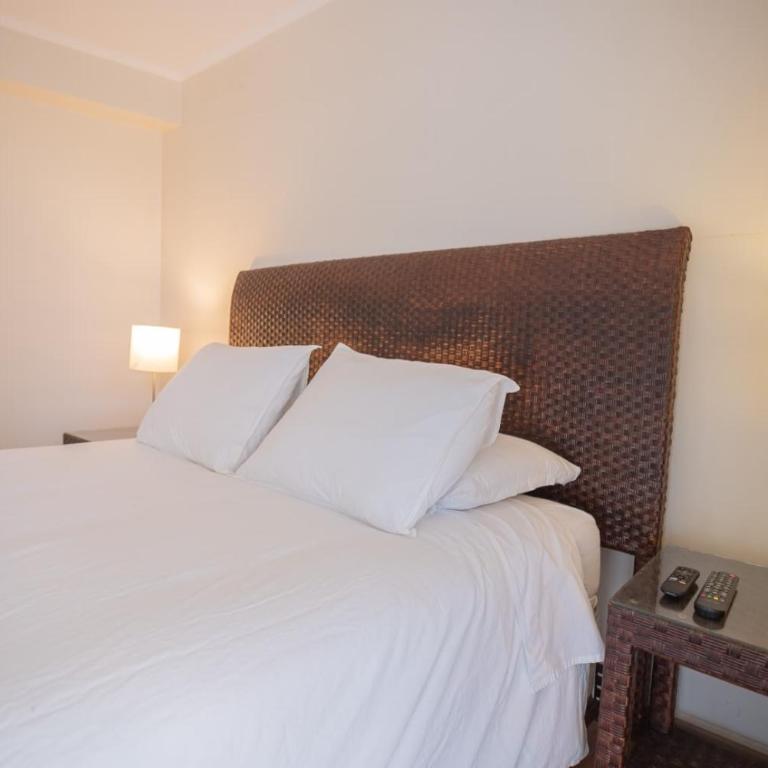 Your Stylish Urban Escape by Costanera Center - Apartment - 22