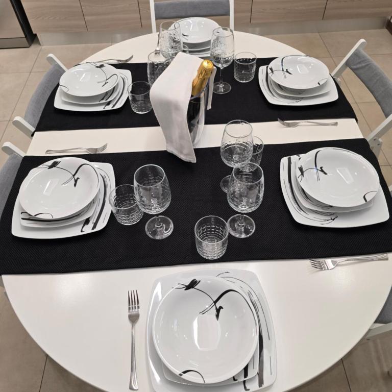 Raymihome Dante 2-Parking Privato - Appartamento con 3 Camere da Letto - 13