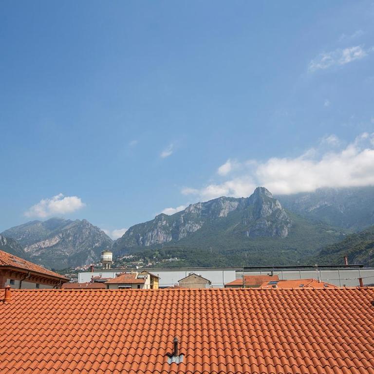 Elengante e Spazioso vicino al lago e al centro - Appartamento con 2 Camere da Letto e Balcone - 22