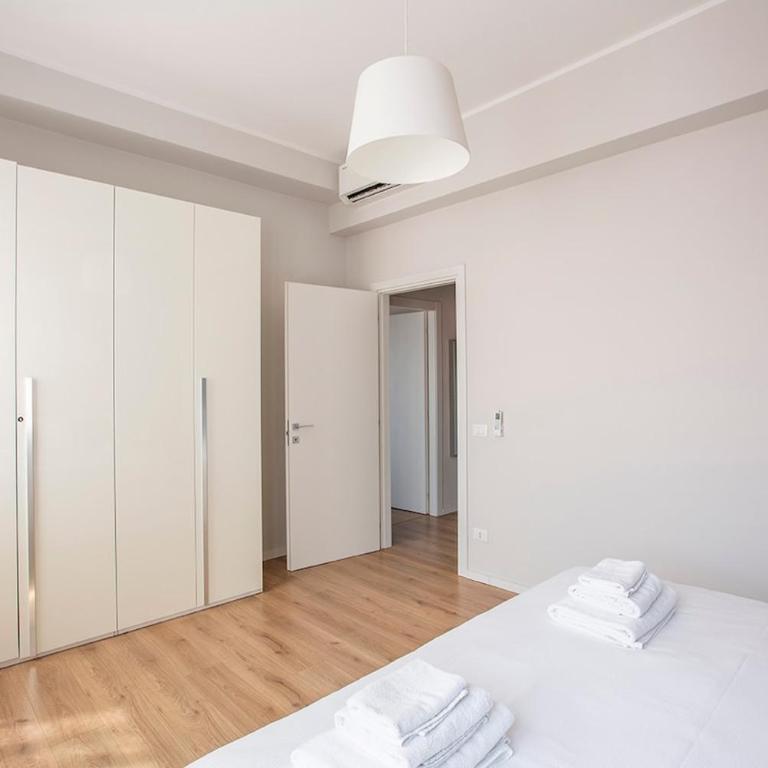 Elengante e Spazioso vicino al lago e al centro - Appartamento con 2 Camere da Letto e Balcone - 26