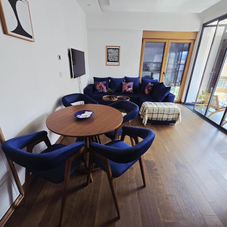 Golden Pine Lux - One-Bedroom Apartment - 23