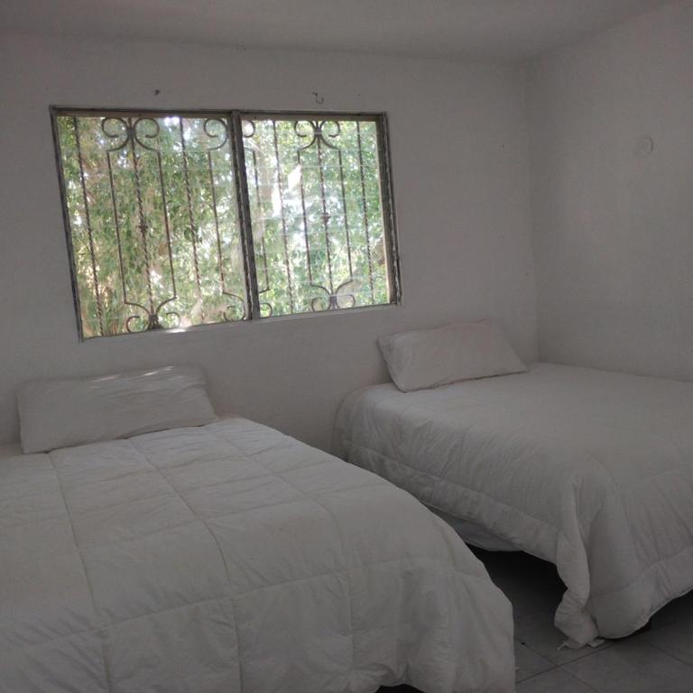 hermosa casa siete camas tres recamaras con piscina - Three-Bedroom Villa - 79