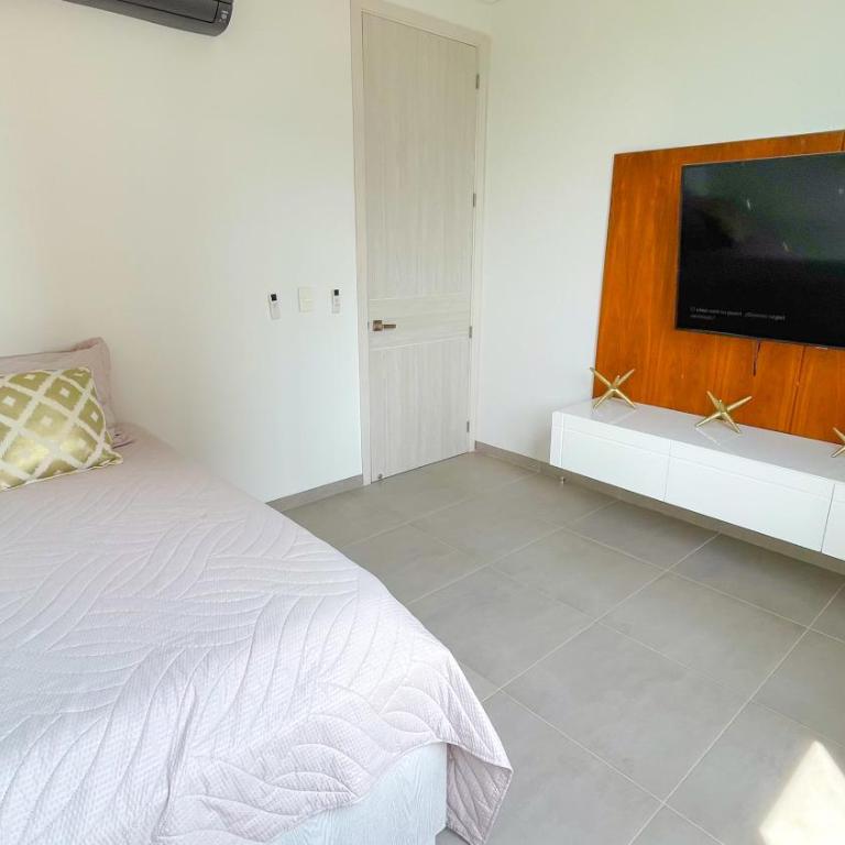 Magico Apartamento Frente al Mar 4 Habitaciones CB72 - Four-Bedroom Apartment - 21