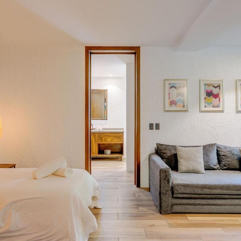 Luxurious Oasis Jacuzzi with Art Gallery and Pool - Apartamento de 3 dormitorios - 21