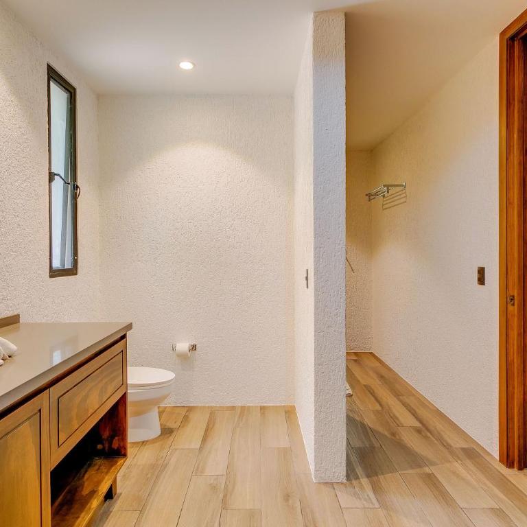 Luxurious Oasis Jacuzzi with Art Gallery and Pool - Apartamento de 3 dormitorios - 19