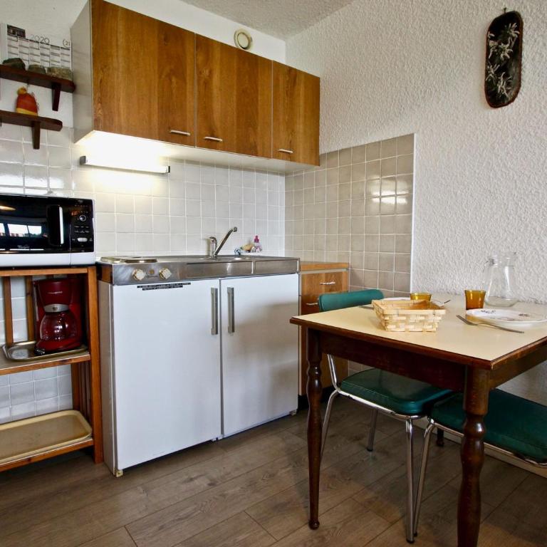 Studio lumineux avec loggia proche pistes et commerces - Studio - 6