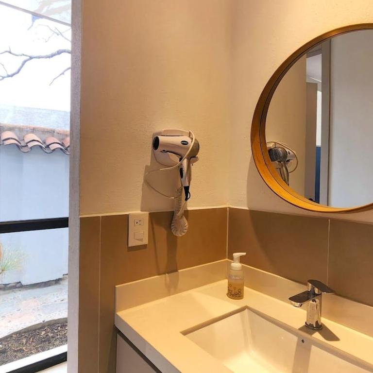 Suite Centro Histórico Cuenca Nueva de Lujo - Suite con vistas al jardín - 6