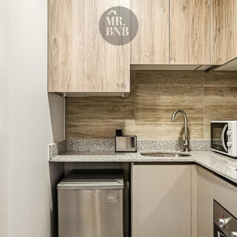 Serrano Studios by Mr BnB - Superior Studio - 7