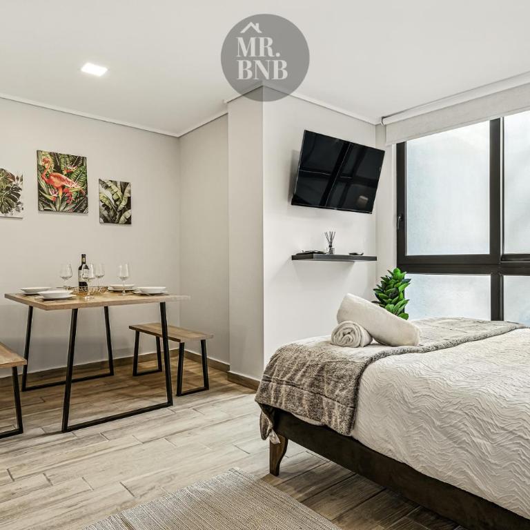 Serrano Studios by Mr BnB - Superior Studio - 13