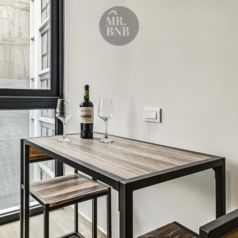 Serrano Studios by Mr BnB - Superior Studio - 15