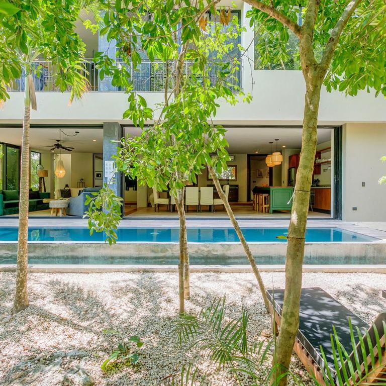 Luxurious Oasis Jacuzzi with Art Gallery and Pool - Apartamento de 3 dormitorios - 27