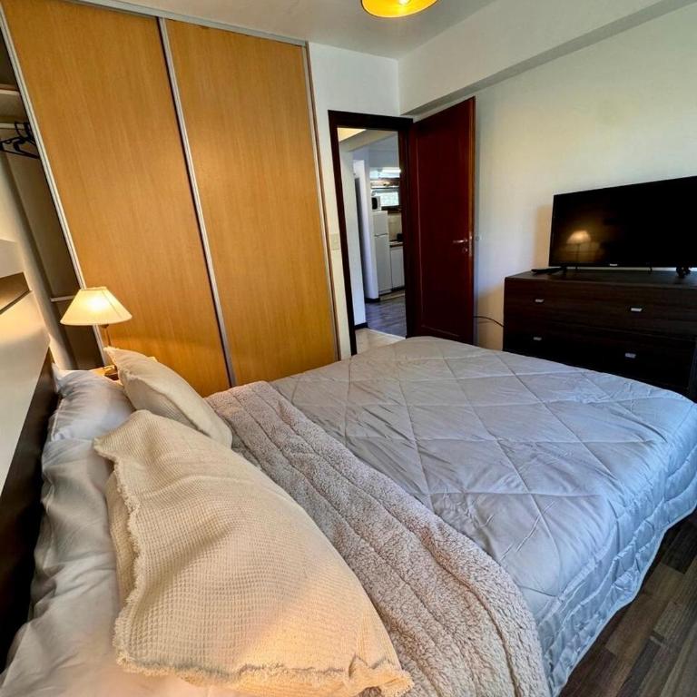 Hermoso departamento con pileta climatizada y parrilla - Apartamento de 1 dormitorio - 7