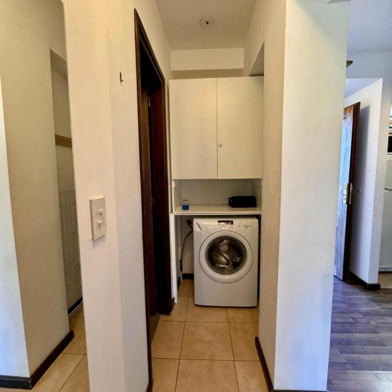 Hermoso departamento con pileta climatizada y parrilla - Apartamento de 1 dormitorio - 5