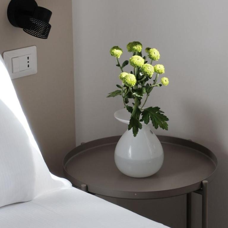 NEW - Castello Valentino Apartment - One-Bedroom Apartment - 14