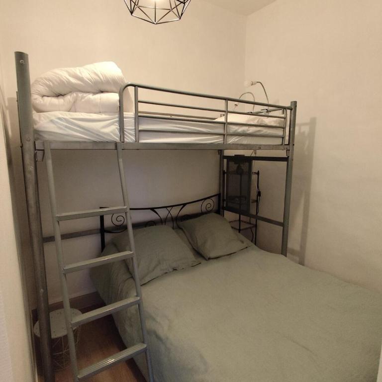 Notre Cocon Bigourdan - One-Bedroom Apartment - 13