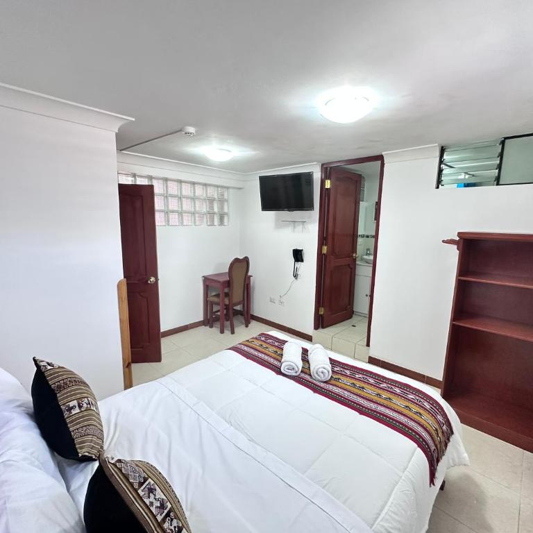 Libertrek Centro Inn - Standard Double Room - 5