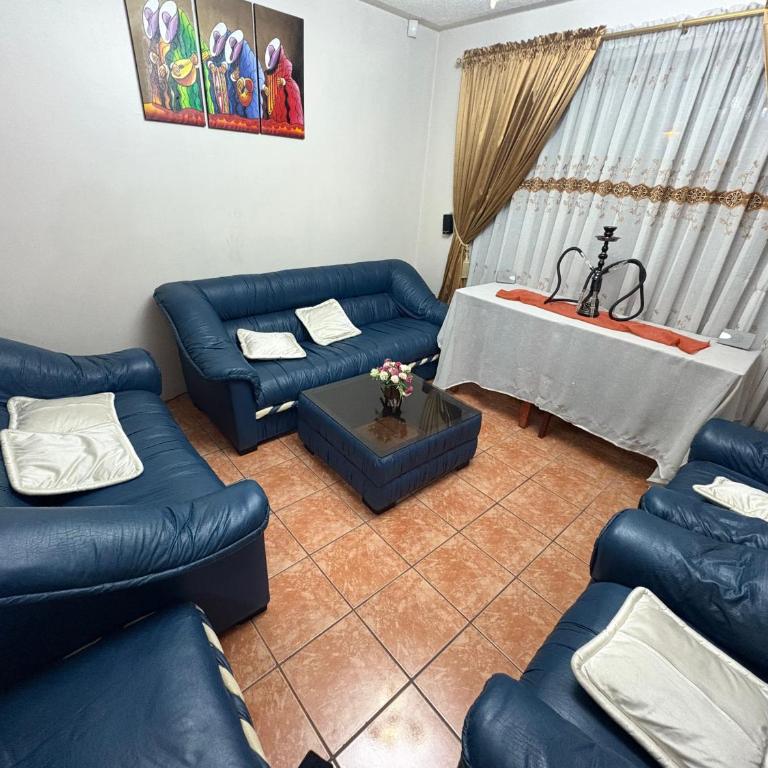 Very comfortable accommodation in the city of Cuenca - Casa de 3 dormitorios - 2
