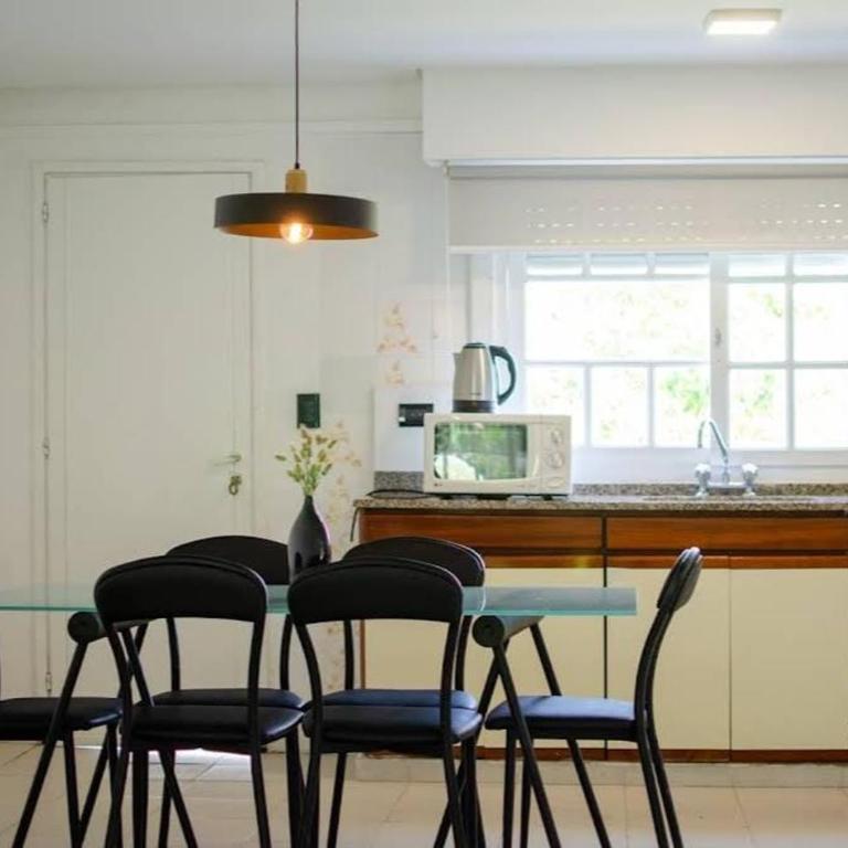 ApartHotel 141 Cortada 4198 Villa Gesell, Provincia de Buenos Aires - Apartamento de 3 dormitorios - 8