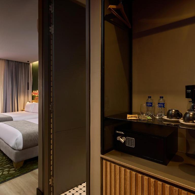 Calle Flora Hotel by Jalo - Deluxe Twin Room - 5