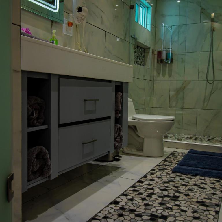 Espectacular y Moderno Apartamento con Jacuzzi a 15 min en vehiculo del Zocalo de Oaxaca - Apartamento de 1 dormitorio - 24