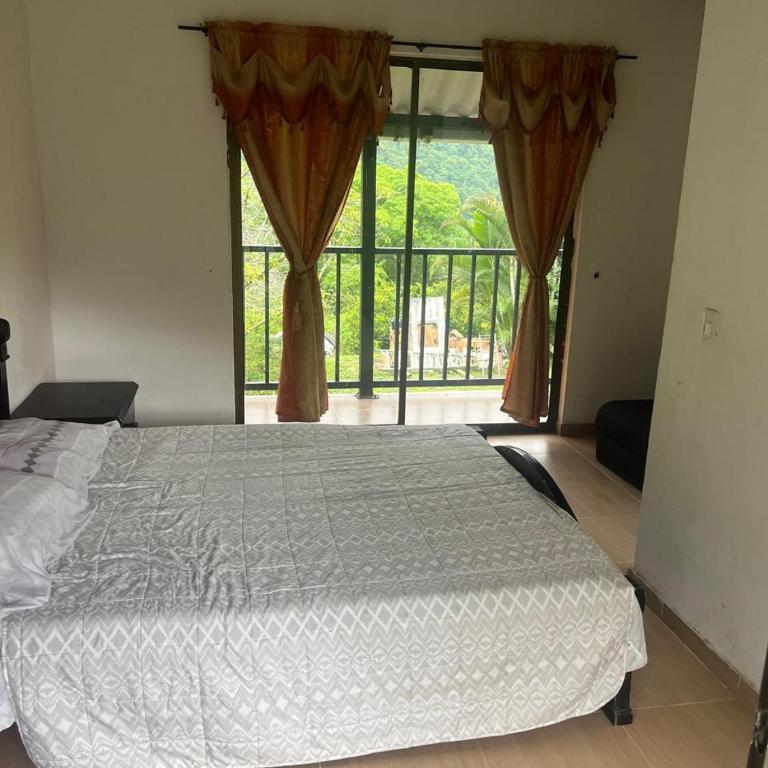 Granja Autosostenible Monte Real - Habitación Doble con baño privado - 1