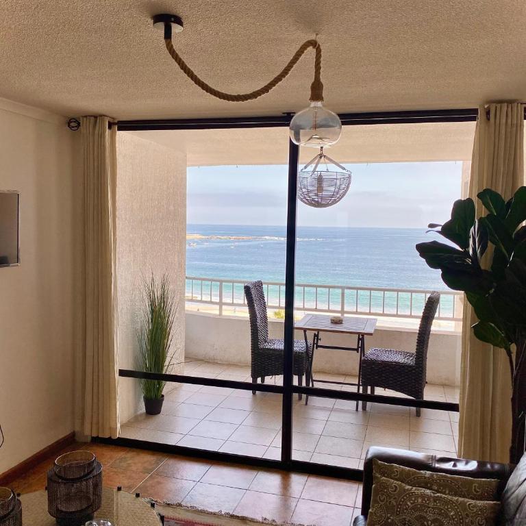 Hermosa Vista Al Mar - Three-Bedroom Apartment - 13