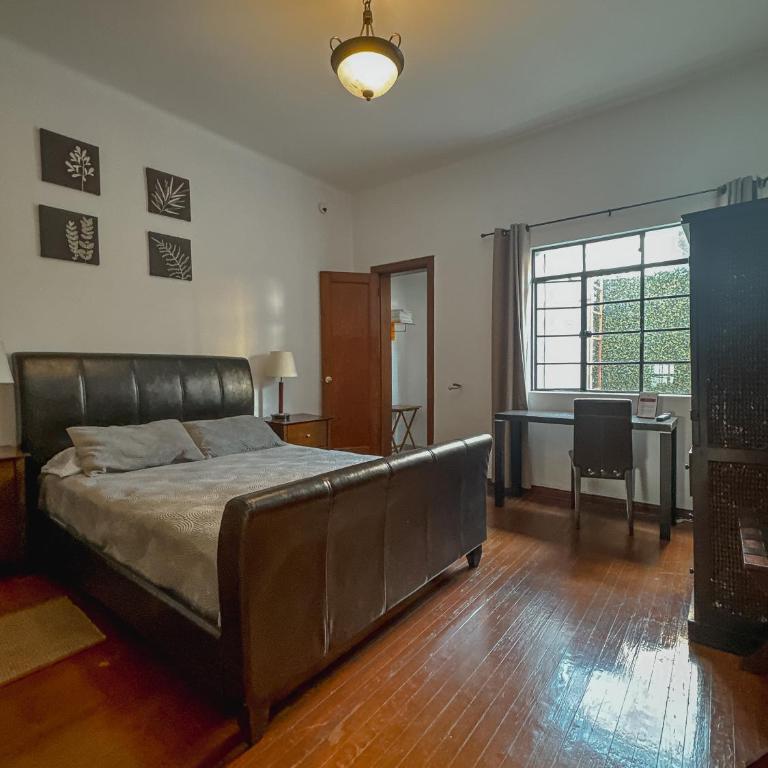 Condesa Haus Rentals - Double Room - 3