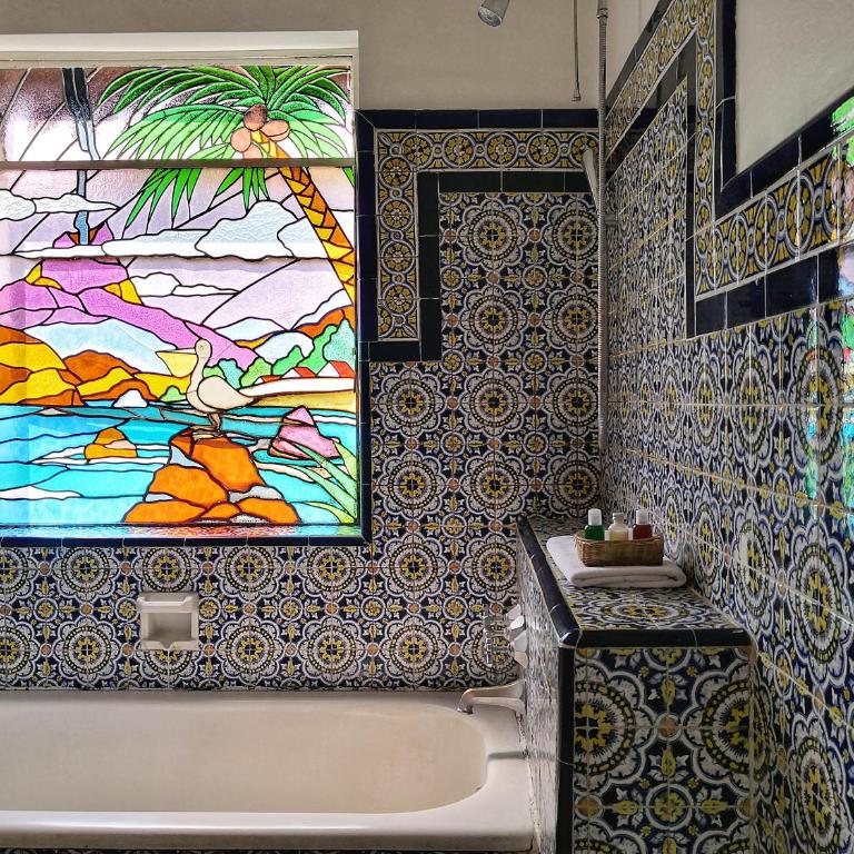 Condesa Haus Rentals - Triple Room with Bath - 5
