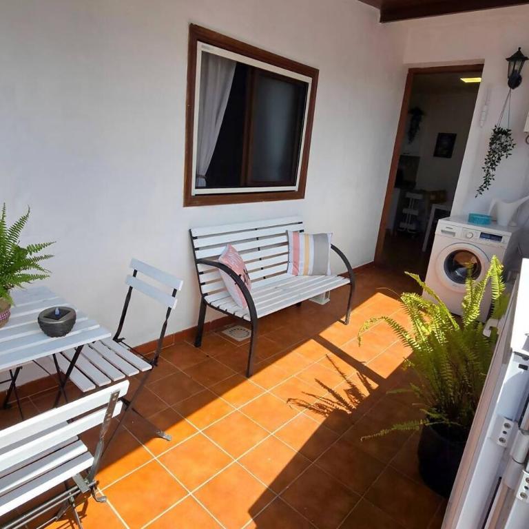 Dos terrazas céntrico pueblo y aparcamiento cerca - Two-Bedroom Apartment - 14