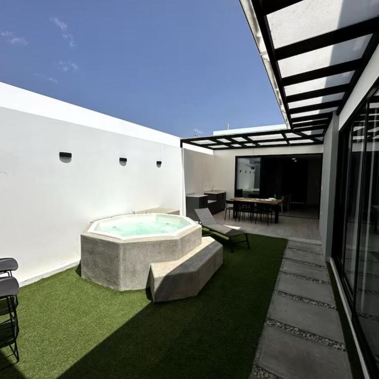 Casa 1 de lujo con Jacuzzi - Three-Bedroom Villa - 8