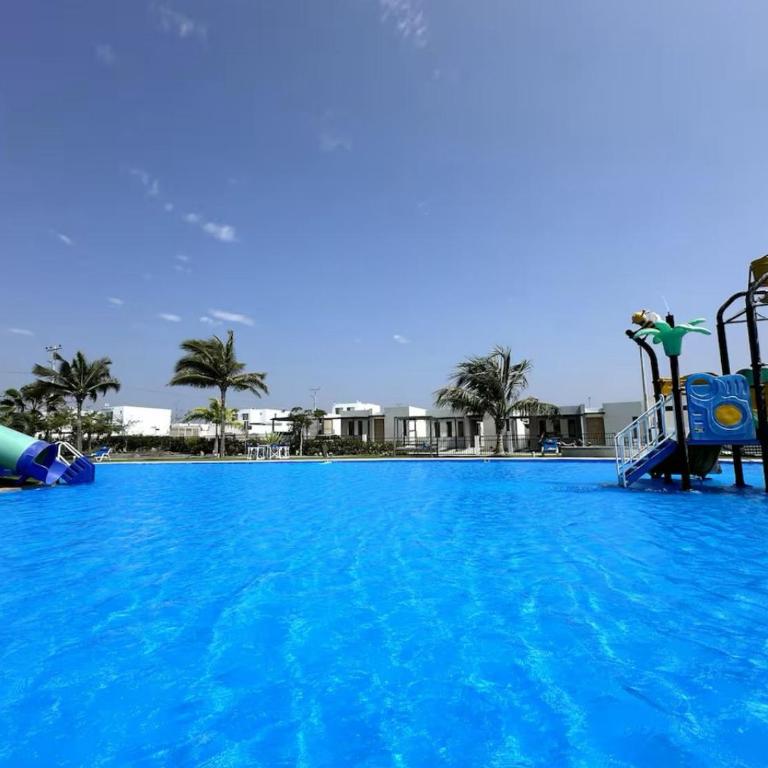 Casa 1 de lujo con Jacuzzi - Three-Bedroom Villa - 11