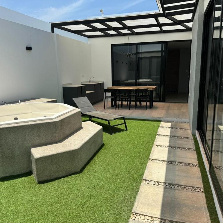 Casa 1 de lujo con Jacuzzi - Three-Bedroom Villa - 17