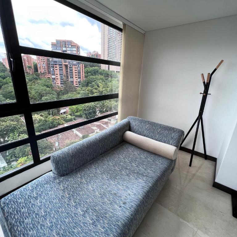 Huge Apartment for families at Poblado - Three-Bedroom Apartment - 9