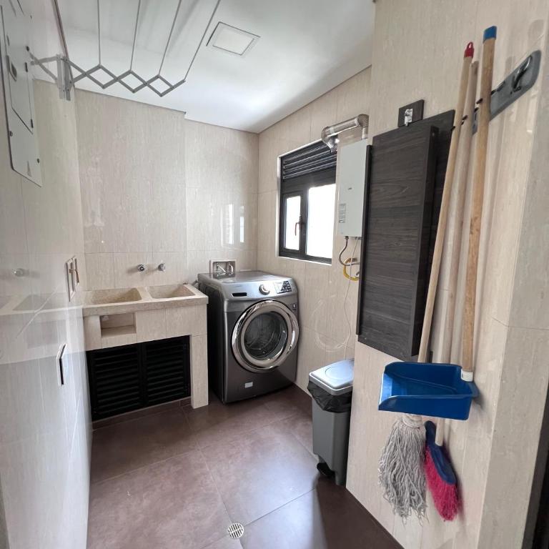 Huge Apartment for families at Poblado - Three-Bedroom Apartment - 27