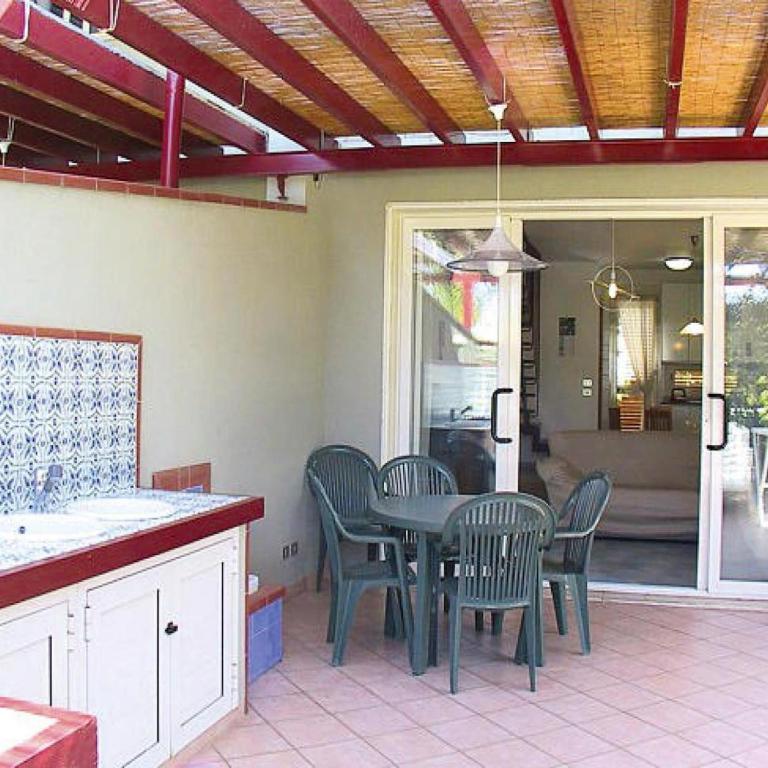 Holiday Home near Cefalu with Pool - Two-Bedroom Holiday Home - 4