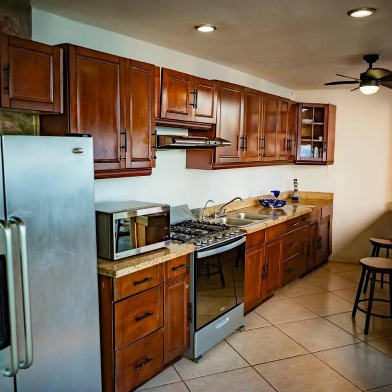 Oceanfront 5BR Up to 16 pax - Villa con vistas al mar - 55