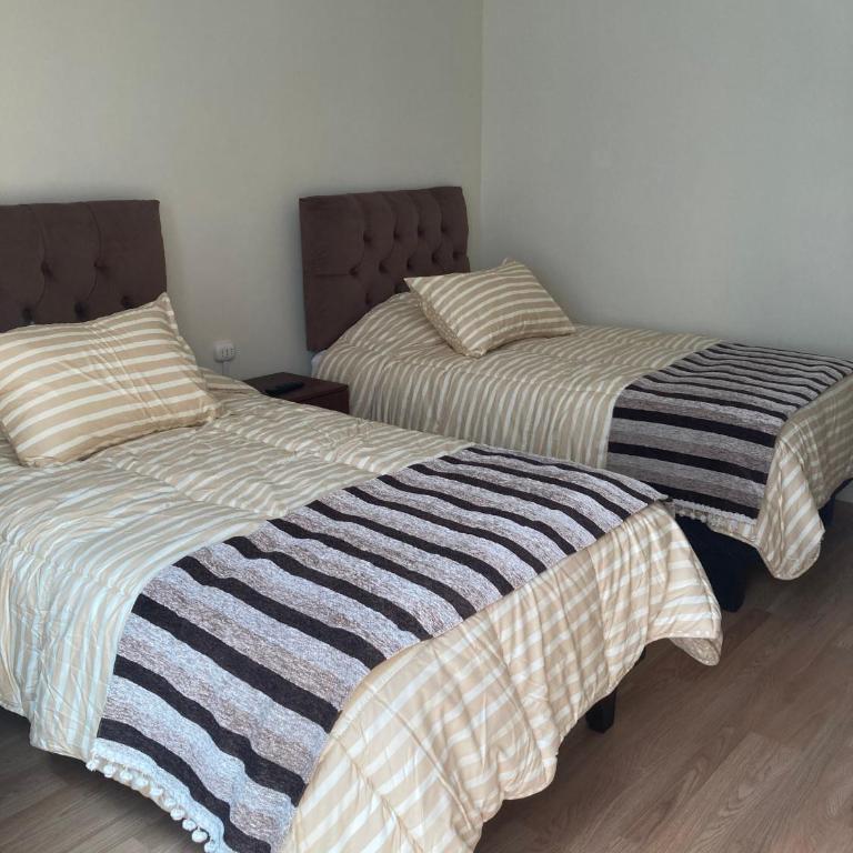 Hotel Nueva Carrera - Habitación Doble con baño privado - 3