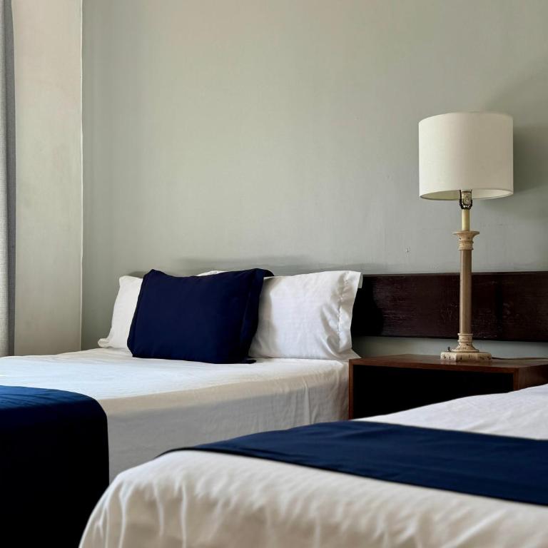Casa Petri Hotel - Habitación Cuádruple Estándar - 19