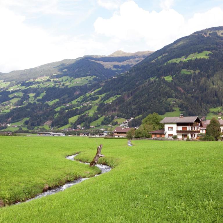 Beautiful apartment in Fugen Zillertal - Apartment mit 6 Schlafzimmern - 21