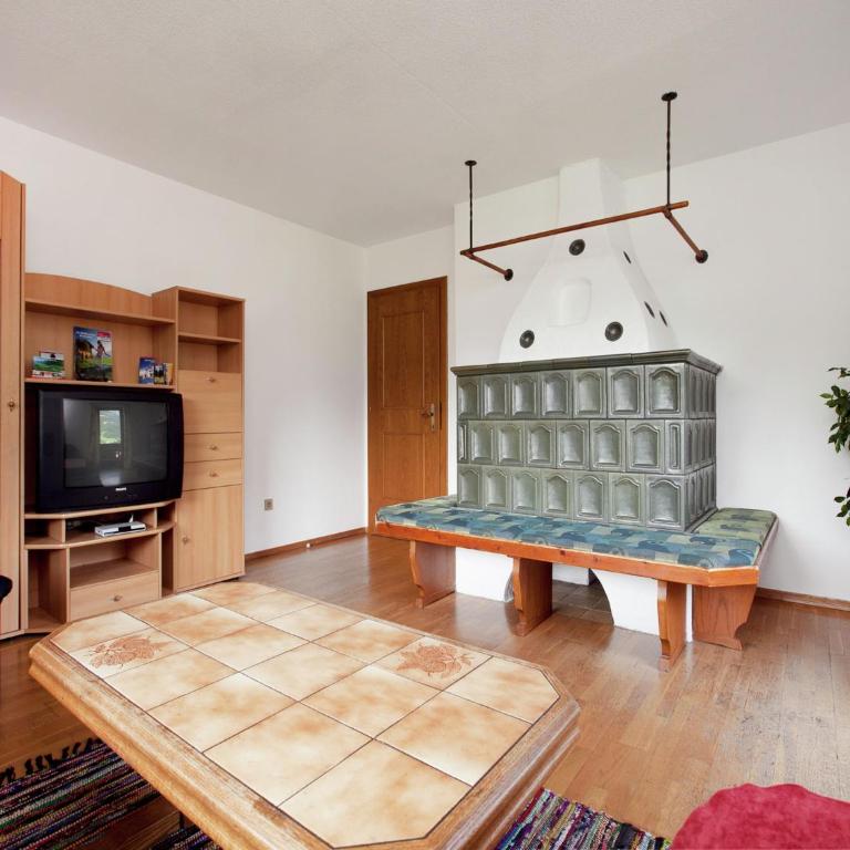 Beautiful apartment in Fugen Zillertal - Apartment mit 6 Schlafzimmern - 6