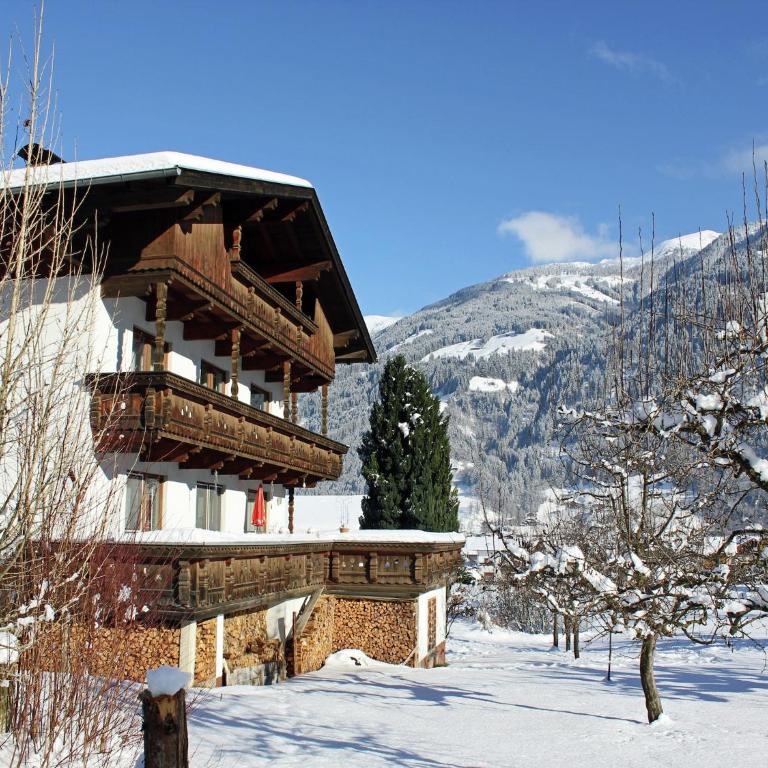 Beautiful apartment in Fugen Zillertal - Apartment mit 6 Schlafzimmern - 30