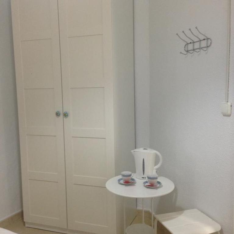 Pensión Cádiz - Habitación Doble Estándar con baño compartido - 12