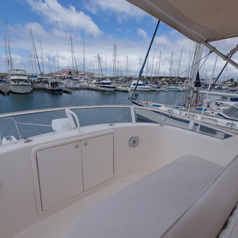 Yaku Wayra Charter - Cabin on Boat - 32