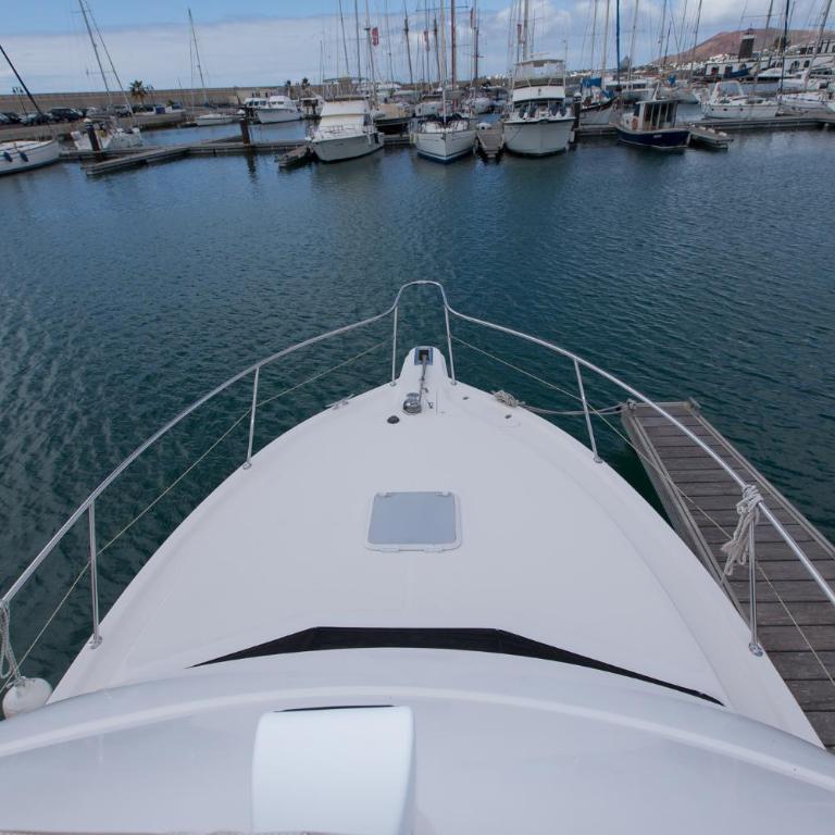 Yaku Wayra Charter - Cabin on Boat - 33