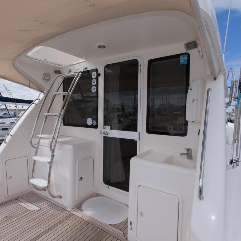 Yaku Wayra Charter - Cabin on Boat - 28