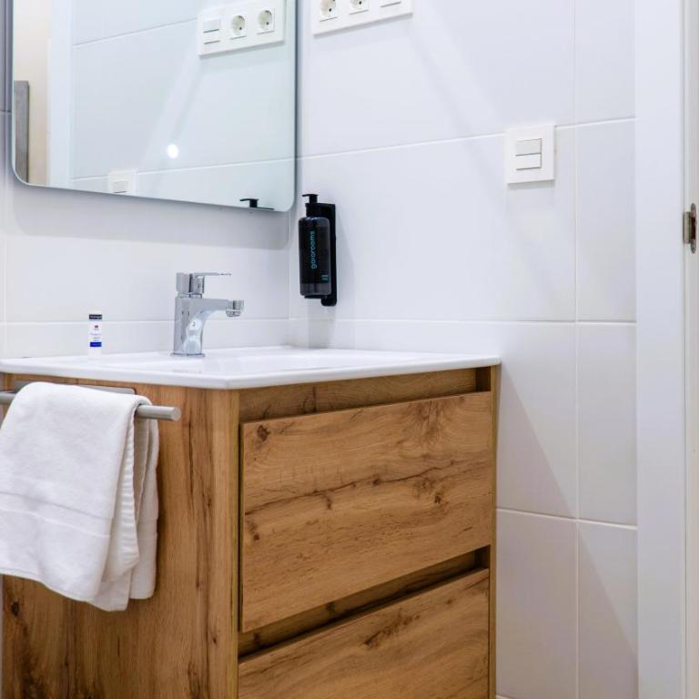 Apartamentos Doña Berenguela by gaiarooms - Apartamento de 1 dormitorio - 22