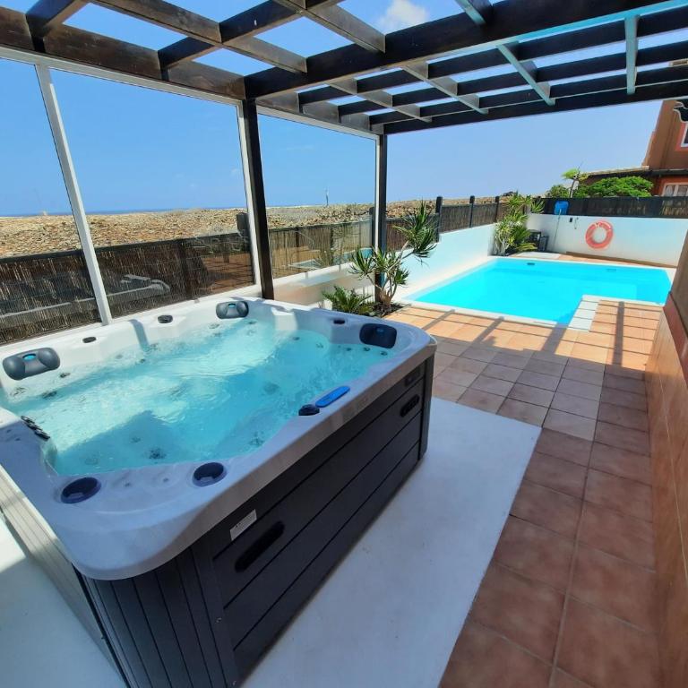 Villa Emma - Private Pool Wifi FIBRA Mini-Golf - Three-Bedroom Villa - 3